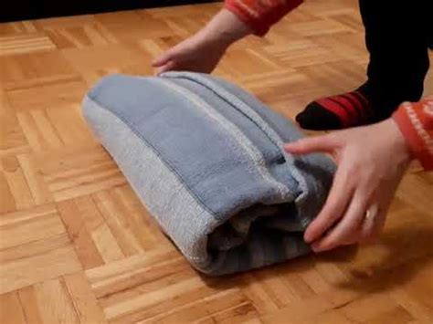 how to fold hermes blanket|How to Fold a Large Blanket: Official DI.